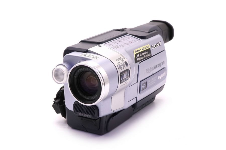 Видеокамера Sony DCR-TRV355E