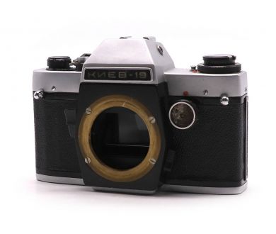 Советский зеркальный фотоаппарат Киев 19 body М42