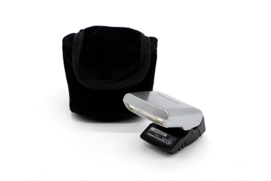 Фотовспышка компактная внешняя Olympus FL-LM1