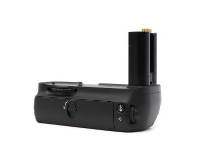 Прочная, легкая батарейная ручка Nikon MB-D200 