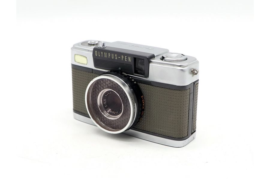 Шкальный пленочный фотоаппарат Olympus-Pen EE
