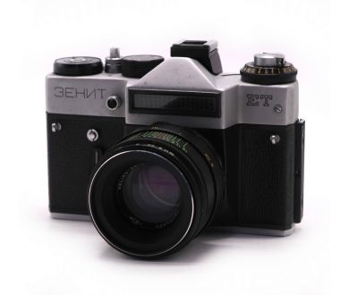 Зенит ЕТ silver + Гелиос 44-2 (СССР, 1985)