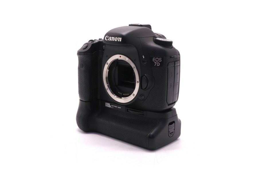 Фотокамера Canon EOS 7D body (пробег 14400 кадров)