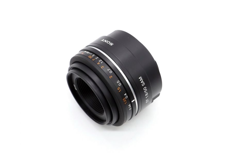 Объектив цифровой Sony DT 50mm f/1.8 SAM (SAL50F18)