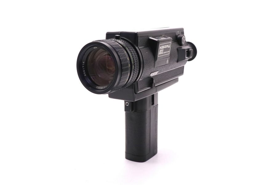 Любительская кинокамера Кварц 8XL (СССР, 1985г.)