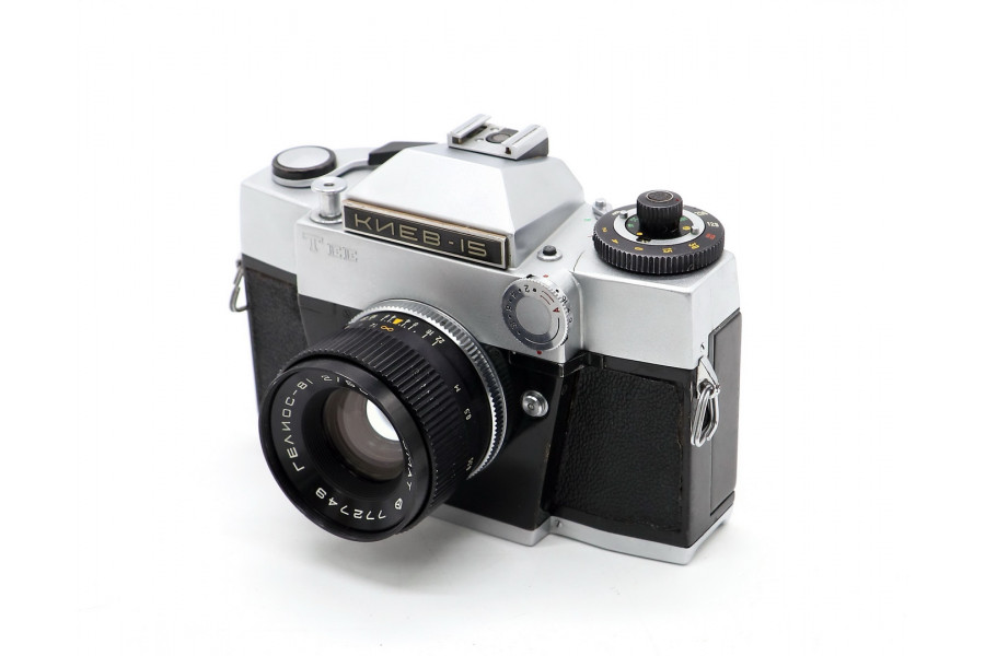 Профессиональная зеркальная камера Киев 15 Тее kit