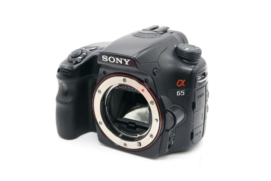 Камера Sony A65 body (пробег 37000 кадров)