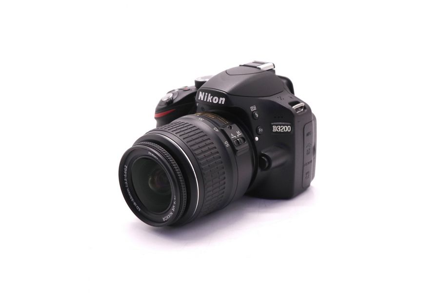 Камера Nikon D3200 kit (пробег 600 кадров)