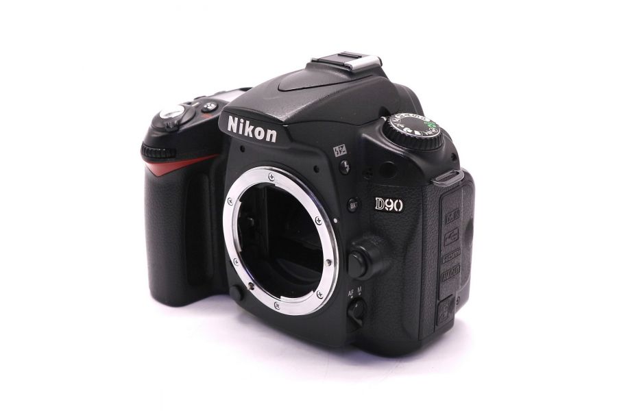 Фотокамера Nikon D90 body (пробег 17675 кадров)