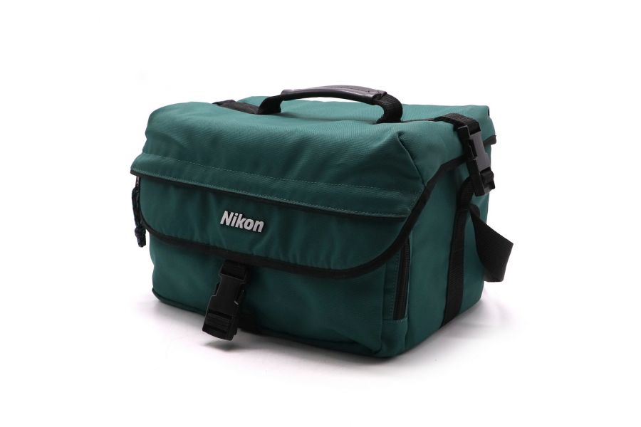 Компактная сумка для фотокамер Nikon средняя