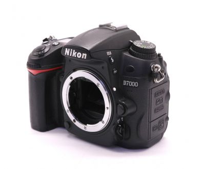 Камера Nikon D7000 body (пробег 21730 кадров)