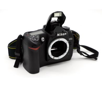 Камера Nikon D70s body (пробег 27430 кадров)
