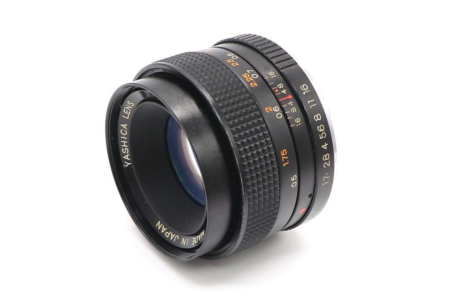 Мануальный объектив Yashica ML 50mm f/1.7