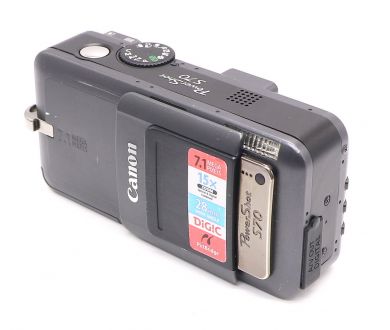 Фотокамера компактная Canon PowerShot S70 (Japan)