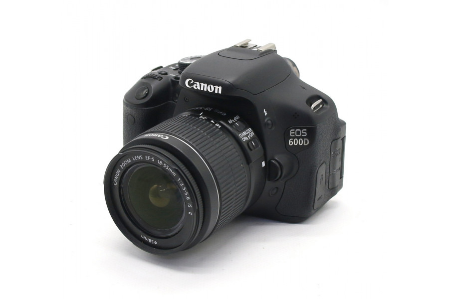 Камера Canon EOS 600D kit (пробег 9230 кадров)