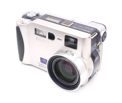 Цифровая фотокамера Sony Cyber-shot DSC-S70