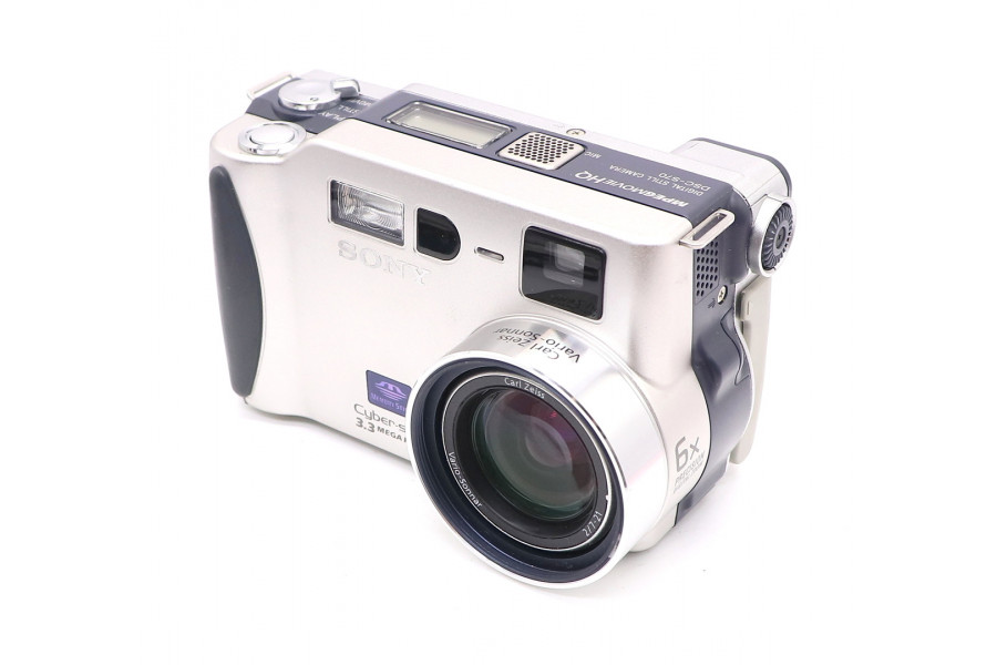 Цифровая фотокамера Sony Cyber-shot DSC-S70