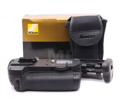 Батарейная ручка Nikon MB-D11 в упаковке (комплект)