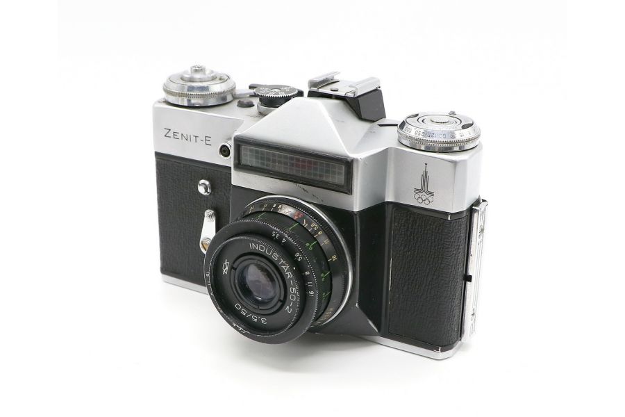 Фотокамера зеркальная Зенит Е kit олимпийский