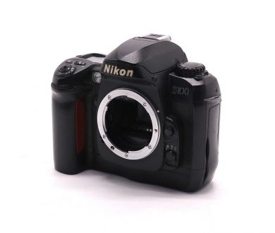 Зеркальный фотоаппарат Nikon D100 body (Japan)