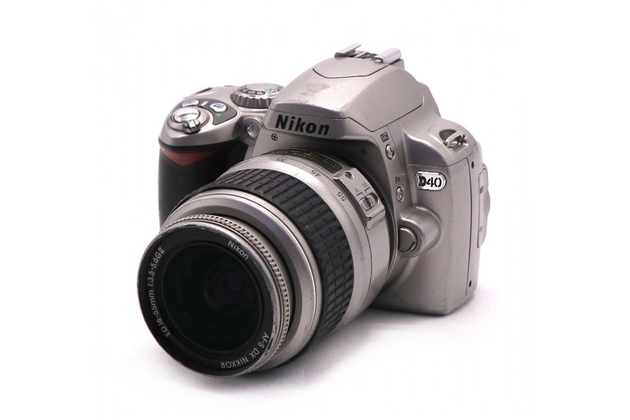 Фотоаппарат Nikon D40 kit (пробег 56875 кадров)