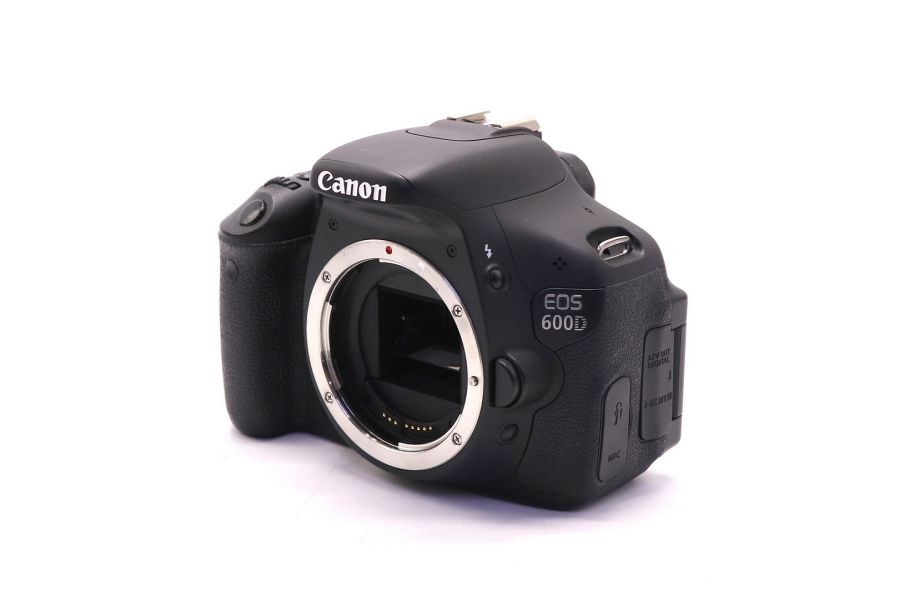 Canon EOS 600D body (пробег 12120 кадров)