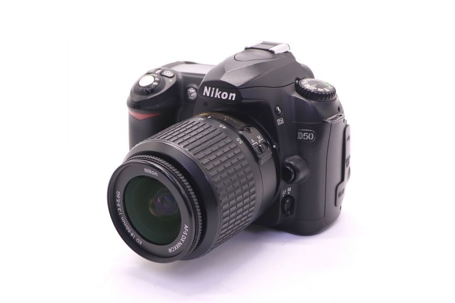 Фотоаппарат Nikon D50 kit (пробег 5390 кадров)