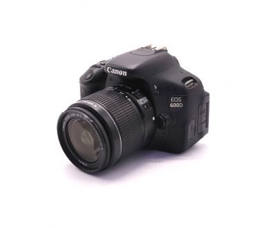 Фотокамера Canon EOS 600D kit (пробег 21000 кадров)