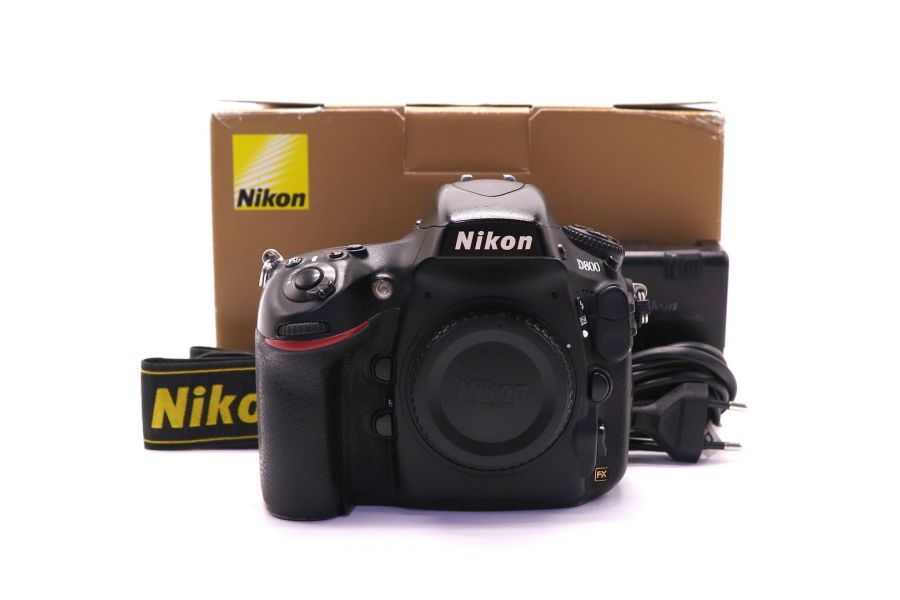 Камера Nikon D800 body в упаковке (пробег 121470 кадров)
