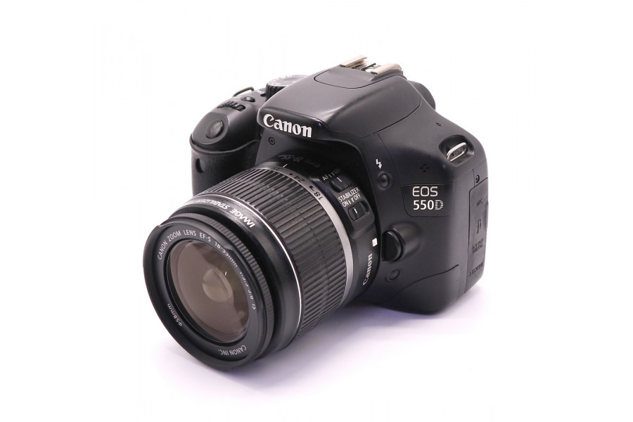 Canon EOS 550D kit (пробег 22950 кадров)