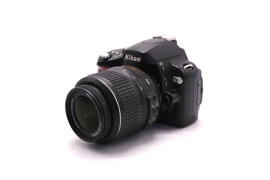 Фотоаппарат Nikon D60 kit (пробег 31170 кадров)
