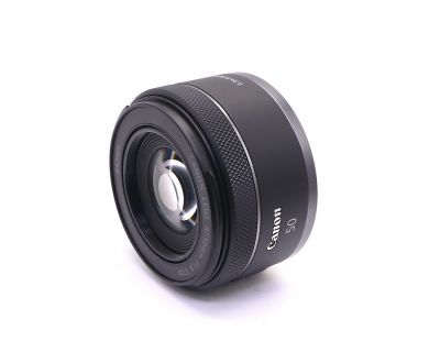 Компактный фикс-объектив Canon RF 50mm f/1.8 STM