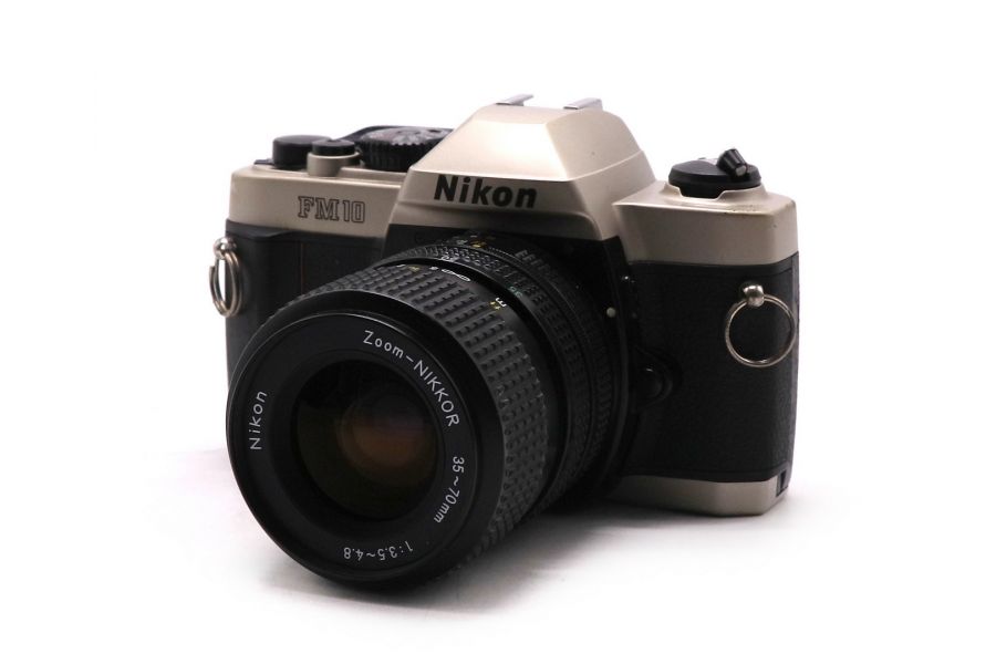 Однообъективный фотоаппарат Nikon FM10 kit