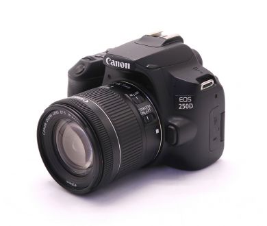 Фотокамера Canon EOS 250D kit (пробег 3780 кадров)