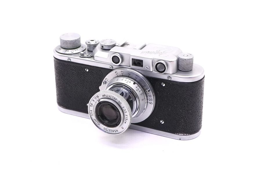 Фотокамера компактная Зоркий + Индустар 50