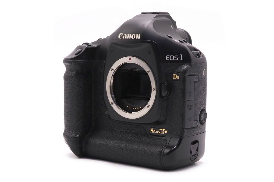 Зеркальный фотоаппарат Canon EOS 1Ds Mark III body