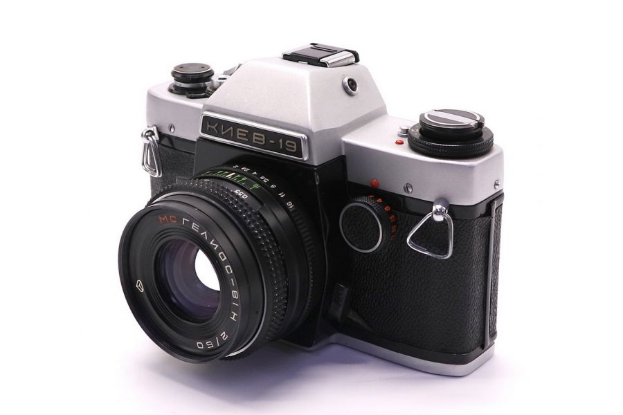 Советская зеркальная камера Киев 19 kit (СССР)