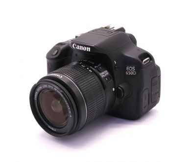 Камера Canon EOS 650D kit (пробег 1340 кадров)