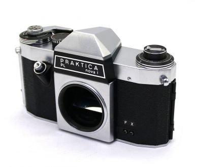 Praktica PL Nova l body б.