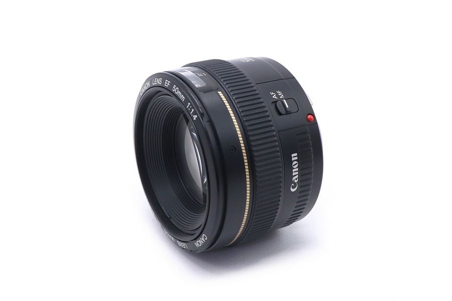 Canon EF 50mm f/1.4 USM (Japan, 2013)