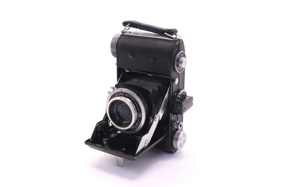 Belca Beltica + Meritar 1:2,9/50mm