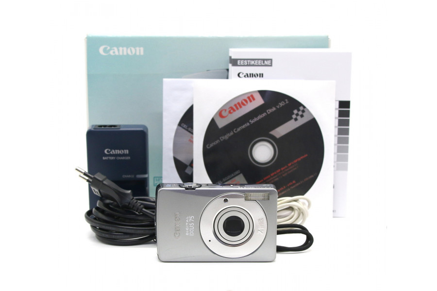 Цифровая фотокамера Canon IXUS 75 в упаковке