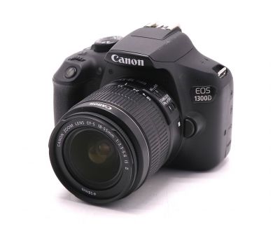 Canon EOS 1300D kit (пробег 64780 кадров)