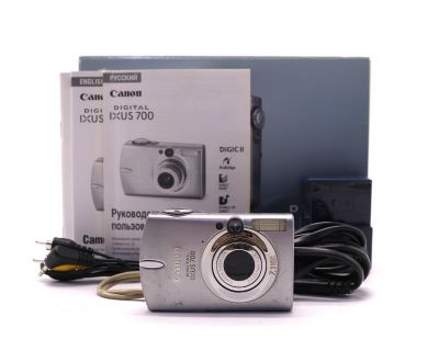 Фотокамера компактная Canon IXUS 700 в упаковке