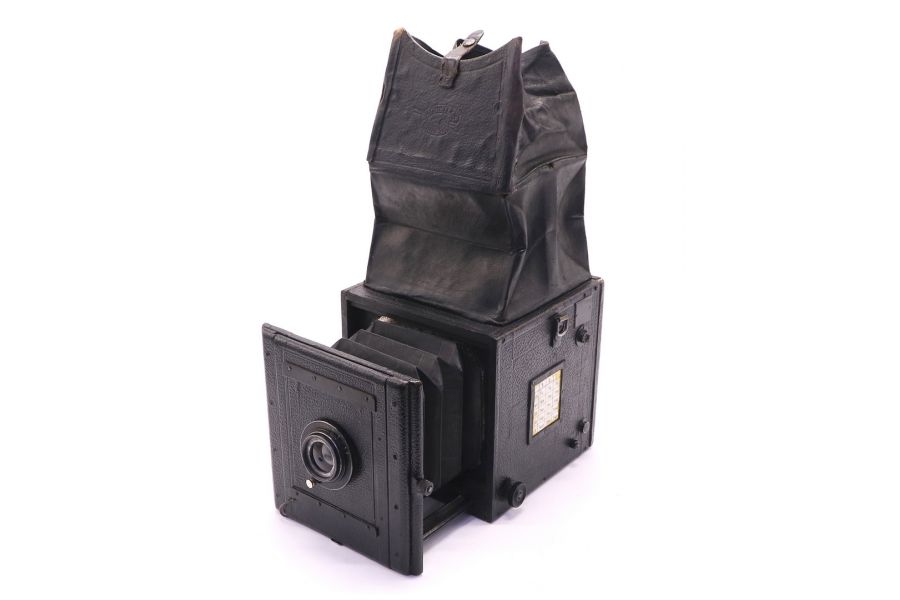 Антикварный фотоаппарат Hüttig Künstler Camera