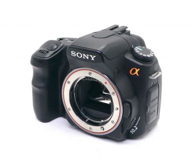 Цифровой зеркальный фотоаппарат Sony A200 body