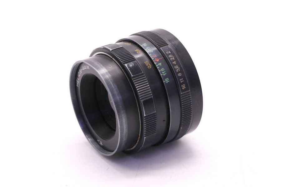 Штатный советский объектив Гелиос-44М 2/58