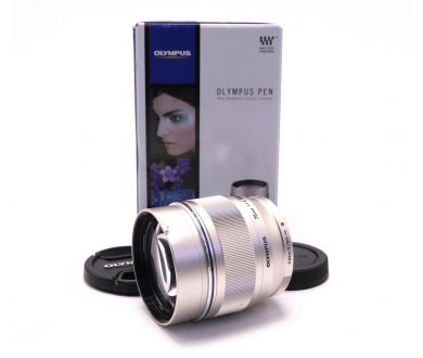 Объектив Olympus M.Zuiko Digital 75mm f/1.8 ED MSC в упаковке