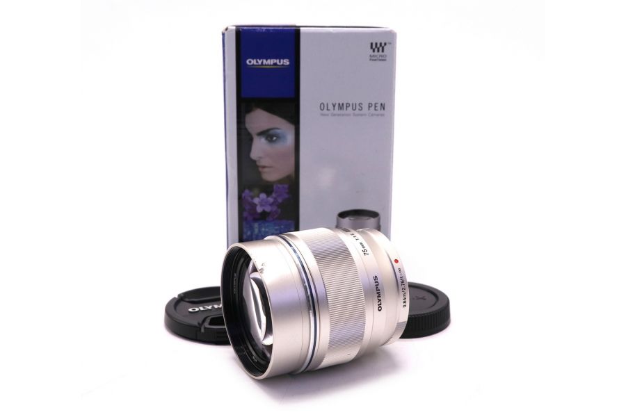 Объектив Olympus M.Zuiko Digital 75mm f/1.8 ED MSC в упаковке