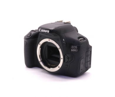 Canon EOS 600D body (пробег 2500 кадров)